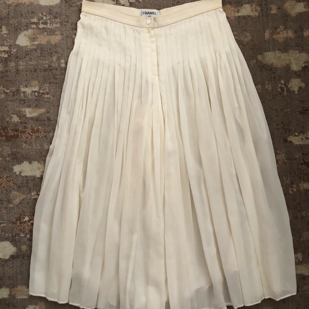 CHANEL vintage Skirt / Palazzo style with leather waist
